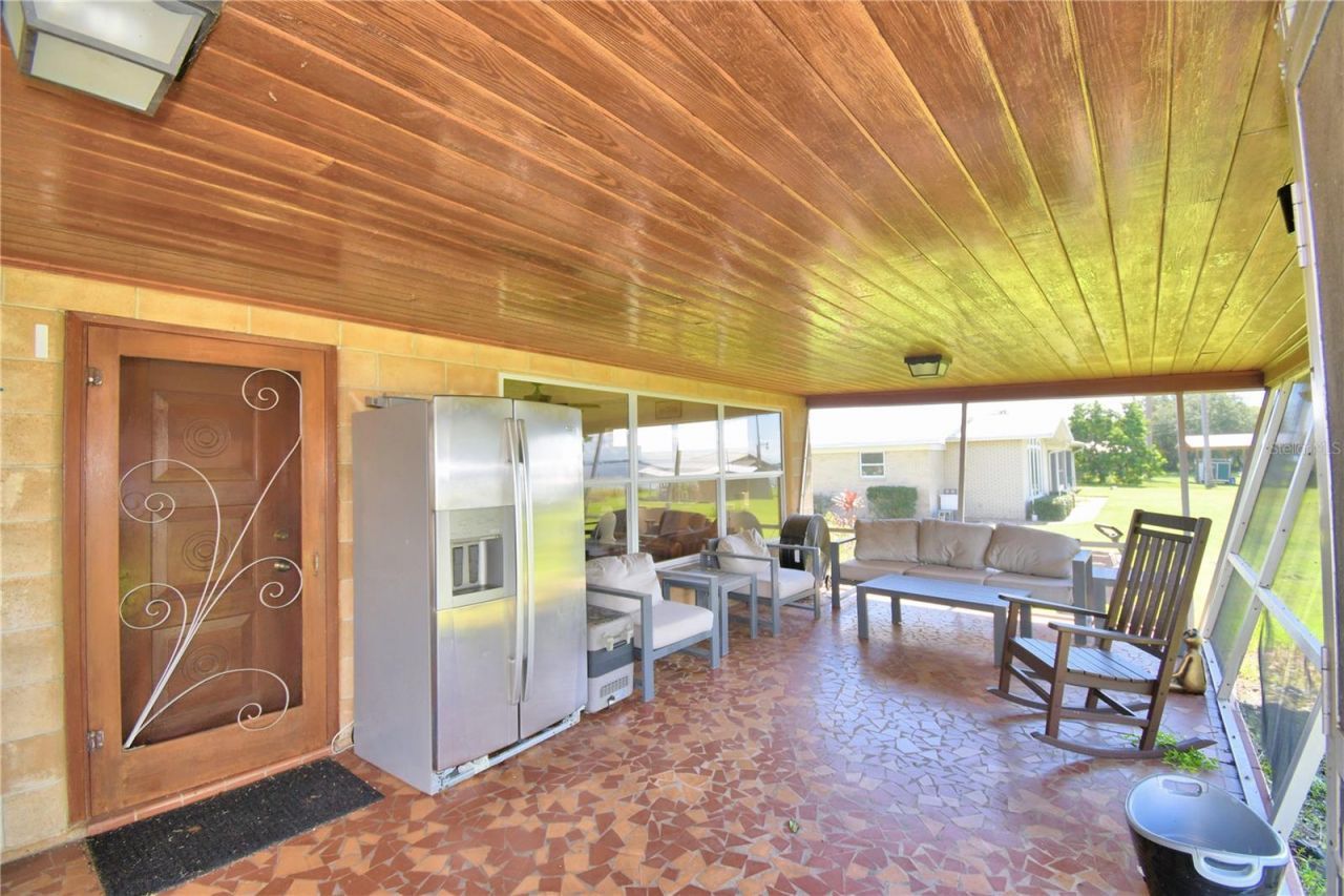 823 N Lake Reedy Boulevard, Frostproof, FL 33843 Photo