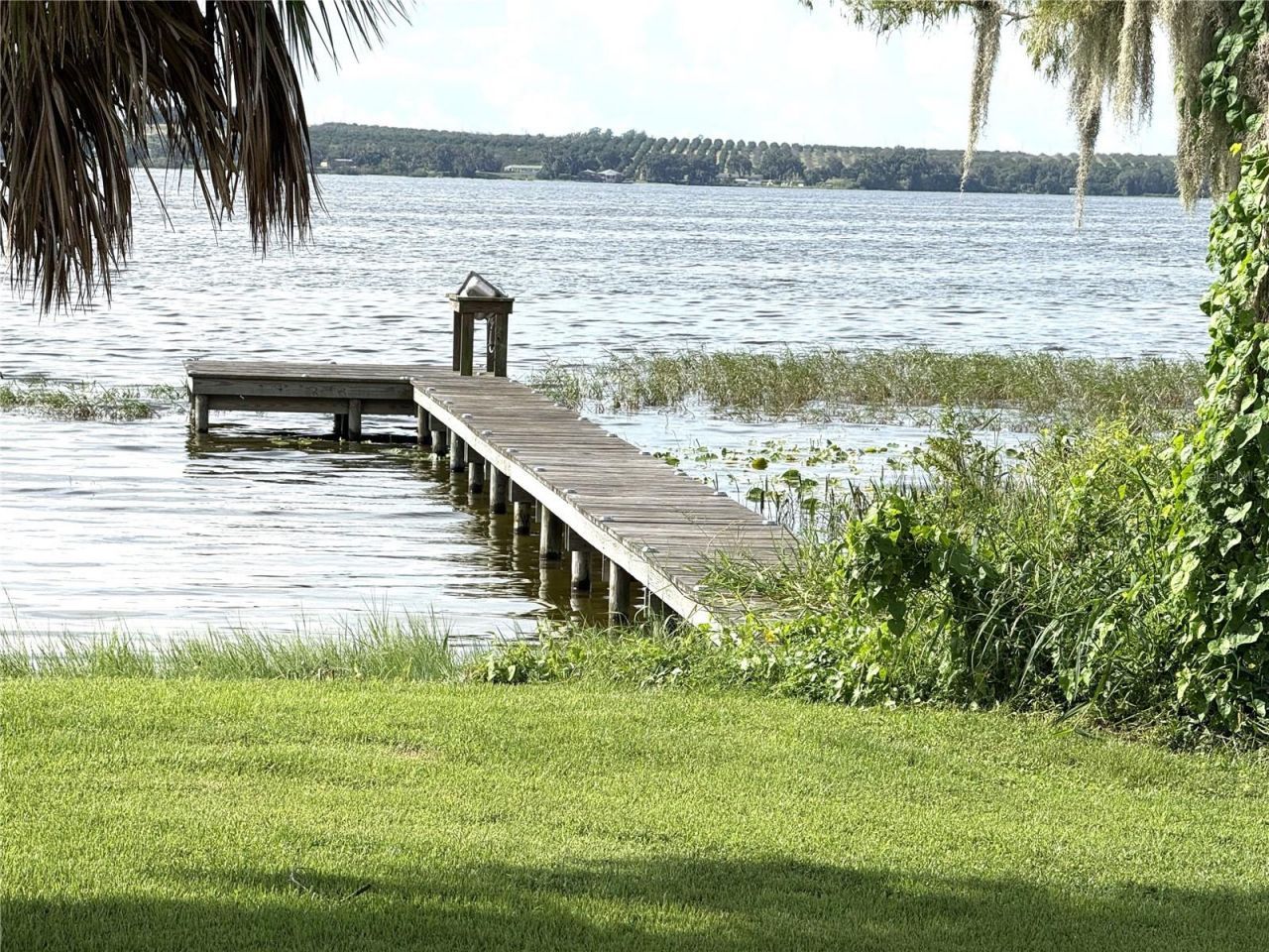 823 N Lake Reedy Boulevard, Frostproof, FL 33843 Photo