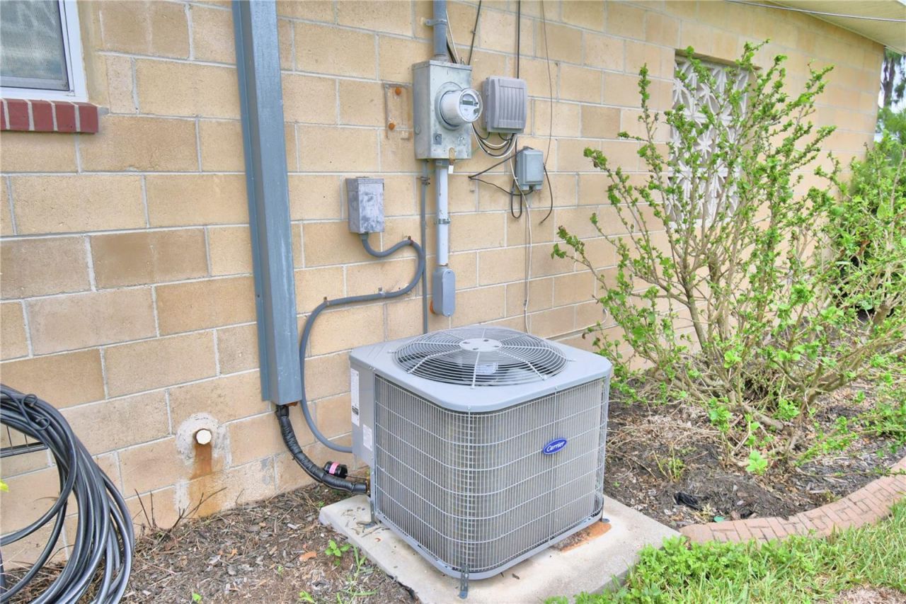 823 N Lake Reedy Boulevard, Frostproof, FL 33843 Photo