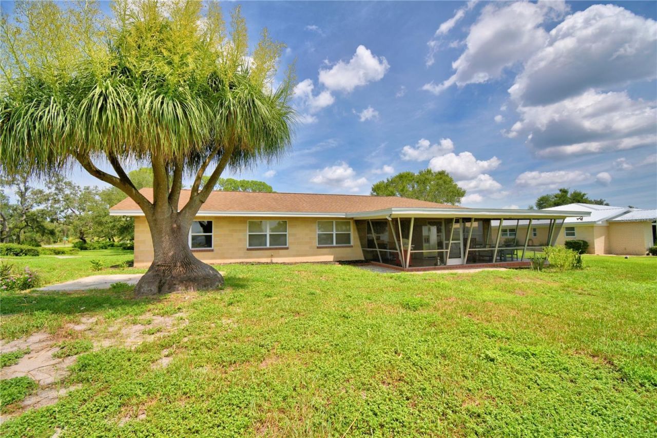 823 N Lake Reedy Boulevard, Frostproof, FL 33843 Photo