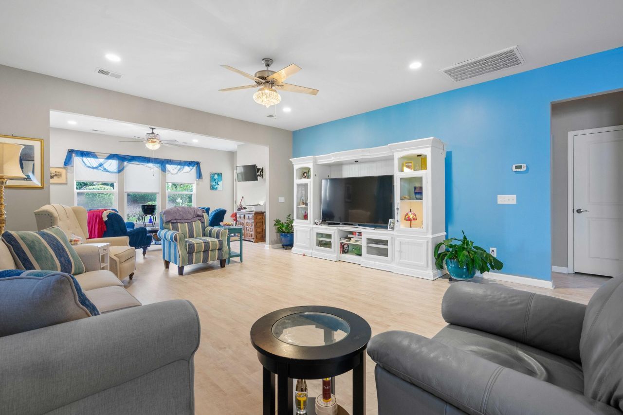 687 Battery Edge Dr Drive Photo 17