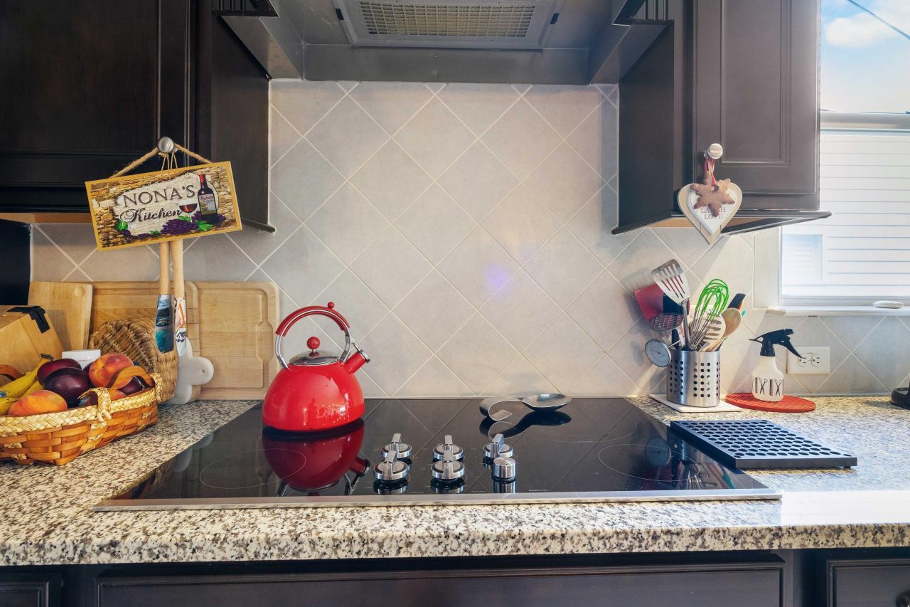 687 Battery Edge Dr Drive Photo 9