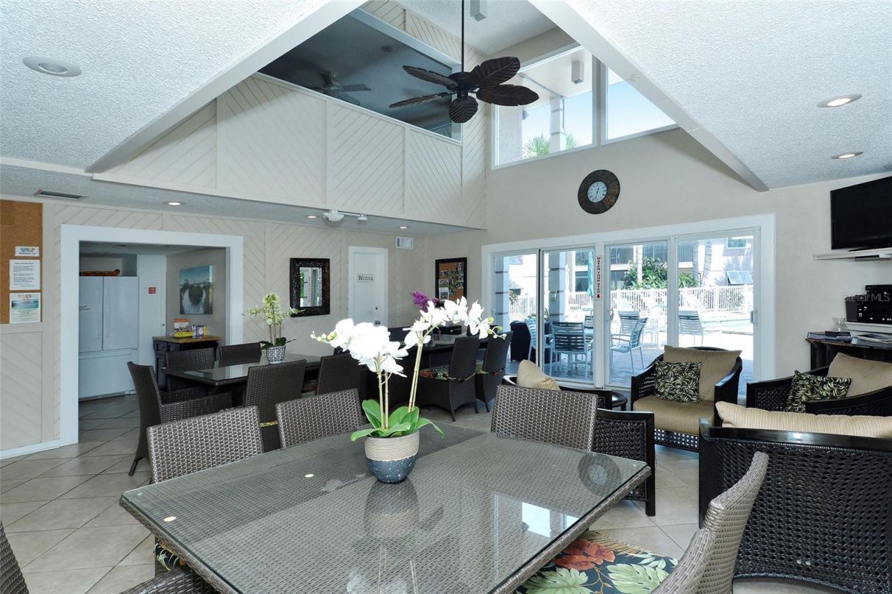 5641 Midnight Pass Road, Unit 904, Sarasota, FL 34242 Photo