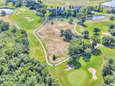 100 Savannah Heights Boulevard, Lynd, MN 56157