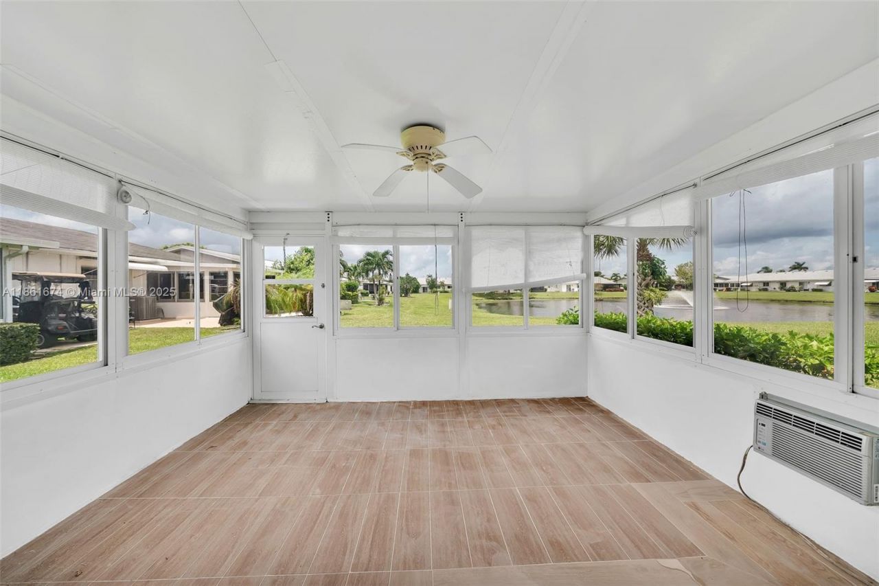 3319 Americo Dr, West Palm Beach, FL 33417 Photo