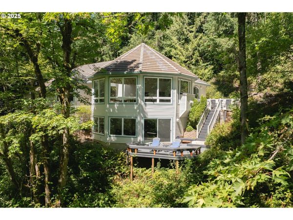 1906 NW NORFOLK CT, Portland, OR 97229