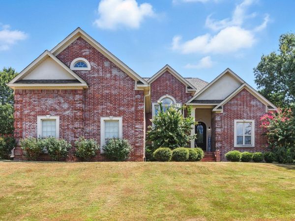 44 Shadow Creek Cir, Austin, AR 72007