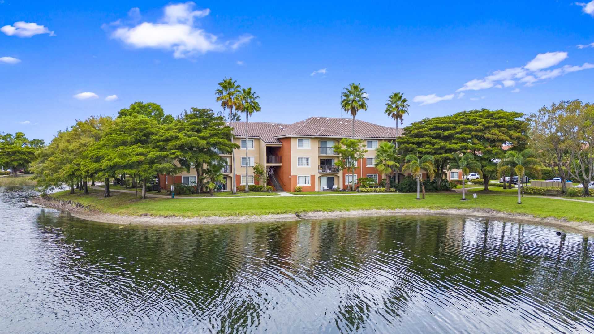 4187 N Haverhill Road, Unit 505, West Palm Beach, FL 33417 Photo