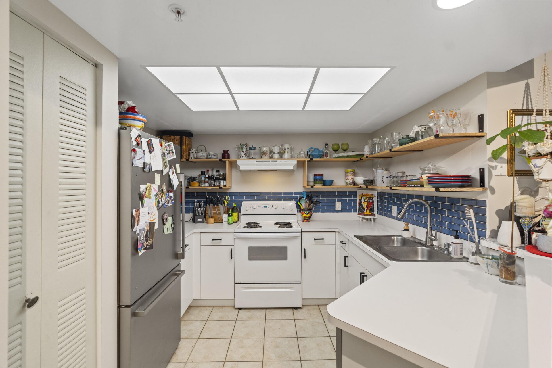 4187 N Haverhill Road, Unit 505, West Palm Beach, FL 33417 Photo