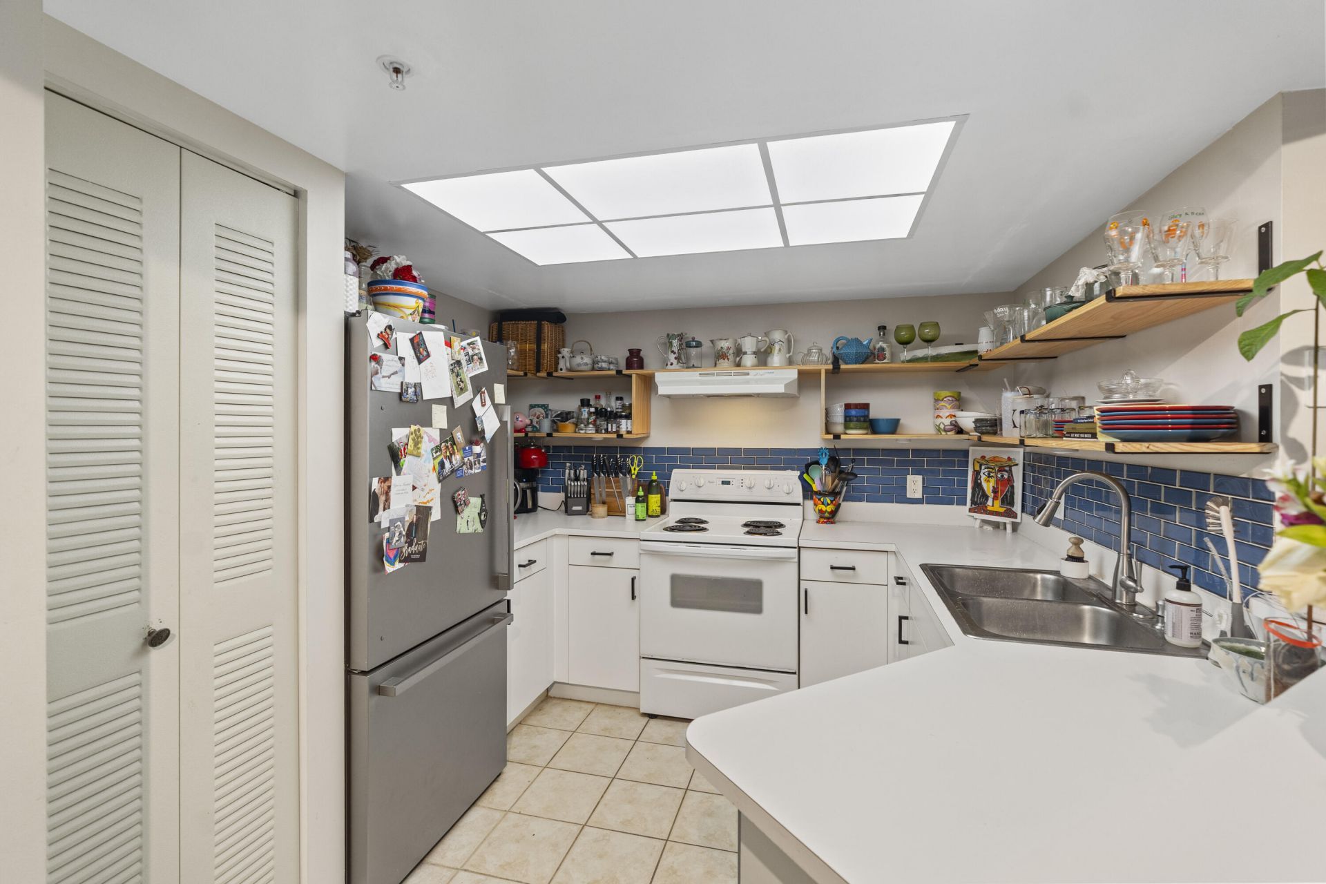 4187 N Haverhill Road, Unit 505, West Palm Beach, FL 33417 Photo