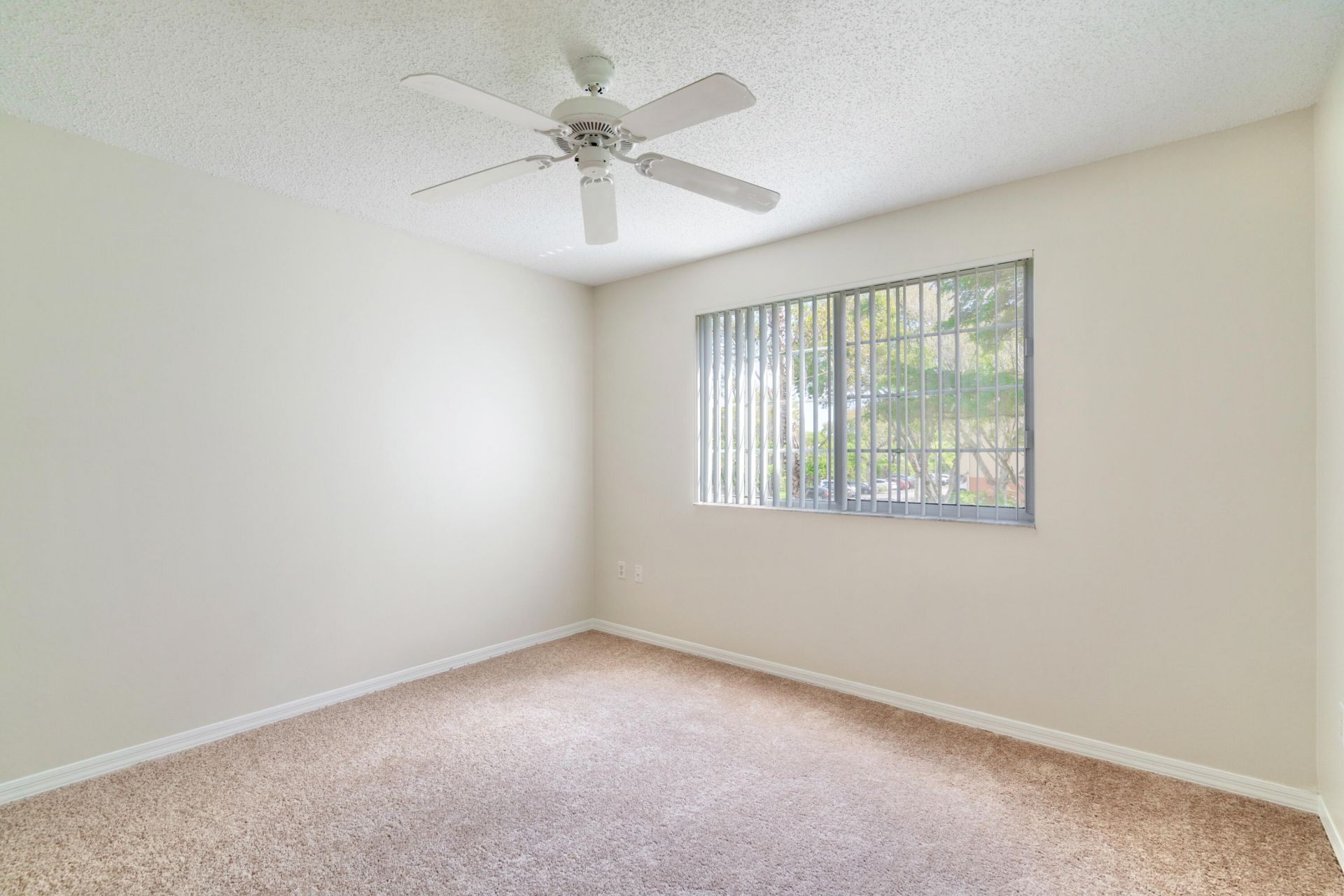 4187 N Haverhill Road, Unit 505, West Palm Beach, FL 33417 Photo