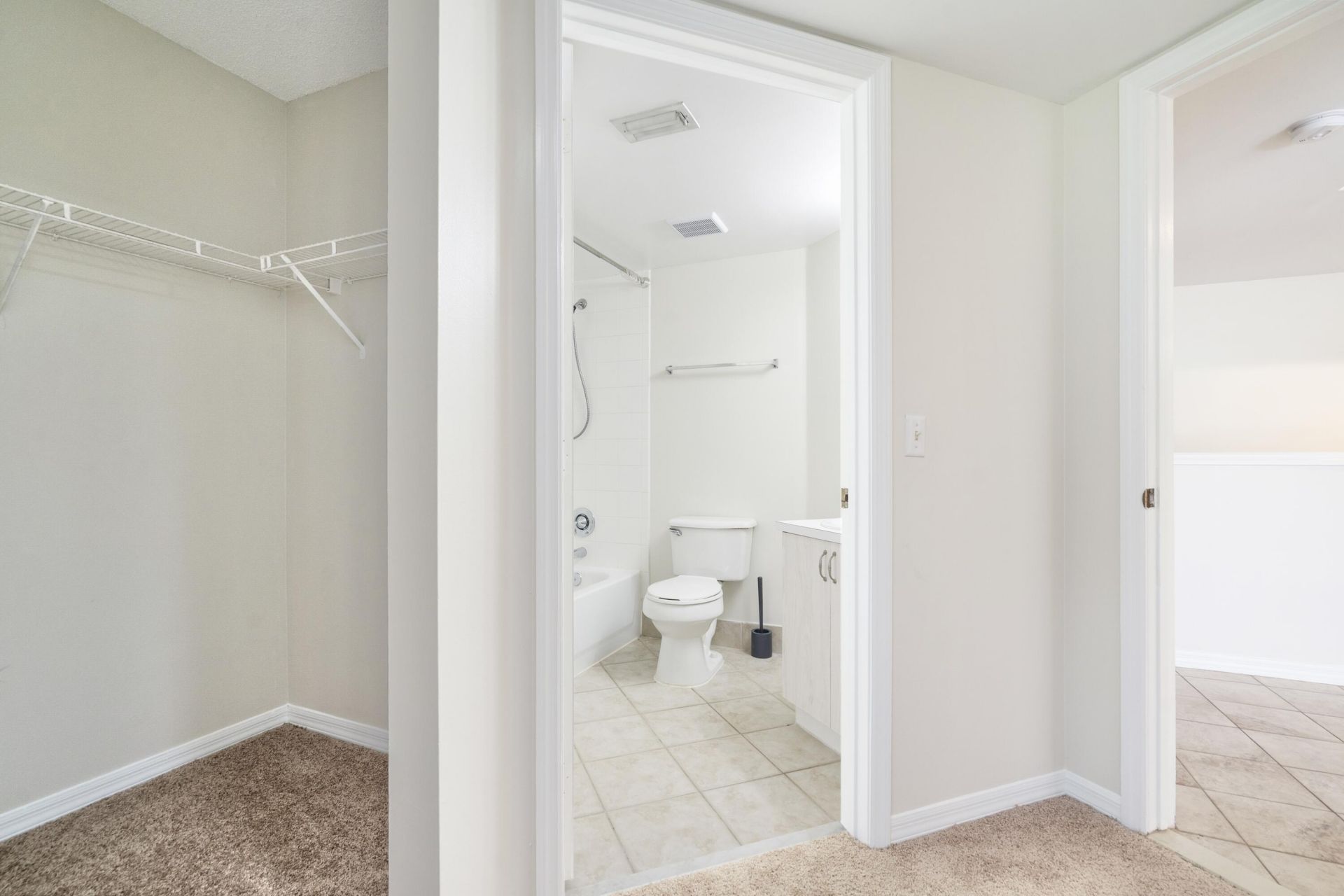 4187 N Haverhill Road, Unit 505, West Palm Beach, FL 33417 Photo