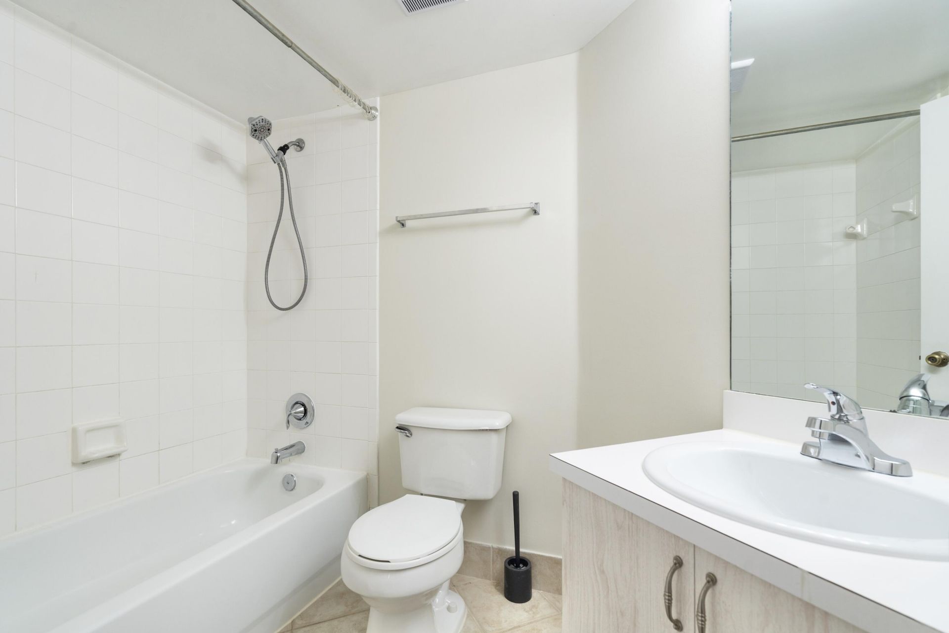 4187 N Haverhill Road, Unit 505, West Palm Beach, FL 33417 Photo