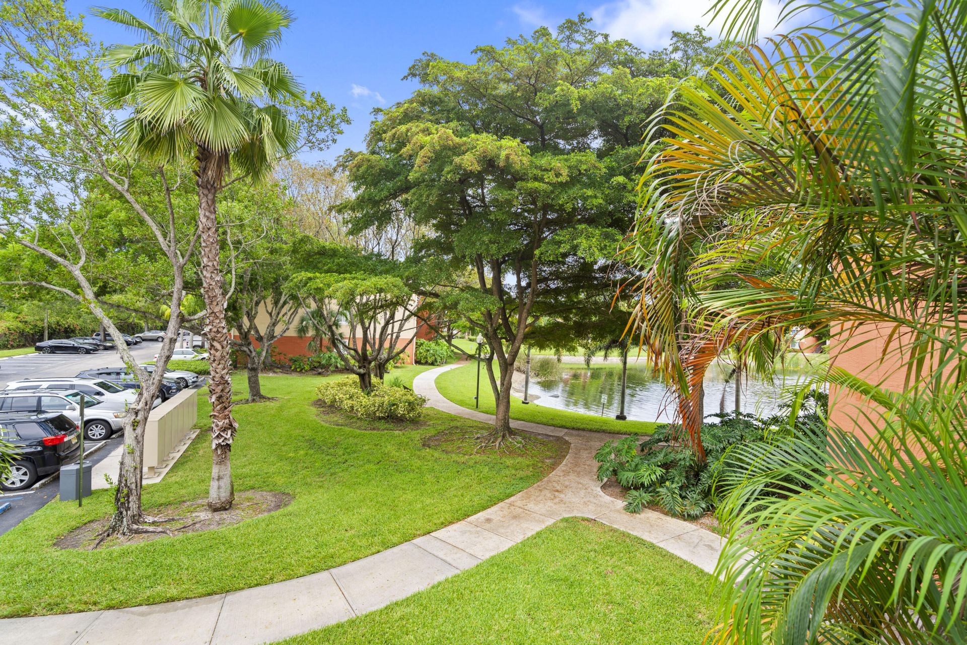 4187 N Haverhill Road, Unit 505, West Palm Beach, FL 33417 Photo