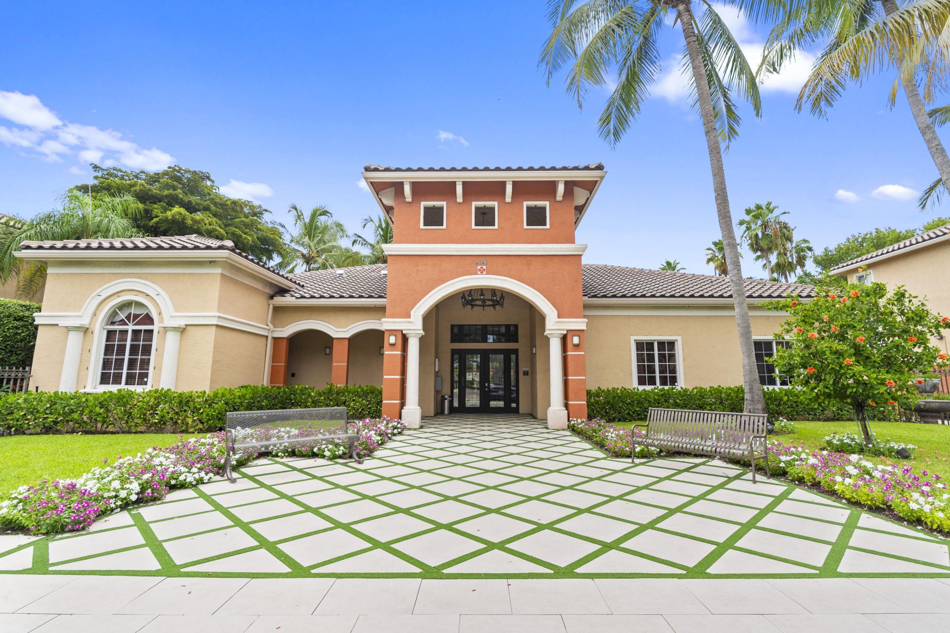 4187 N Haverhill Road, Unit 505, West Palm Beach, FL 33417 Photo