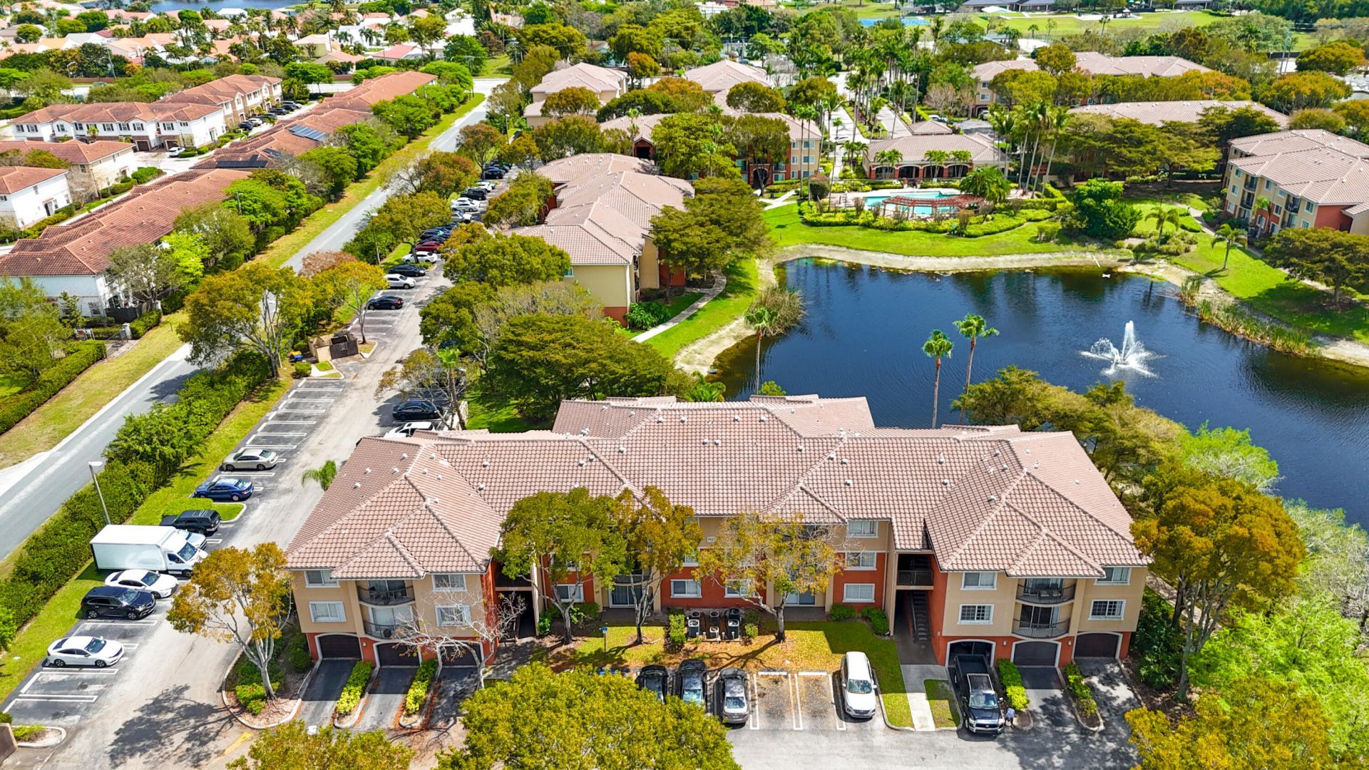 4187 N Haverhill Road, Unit 505, West Palm Beach, FL 33417 Photo