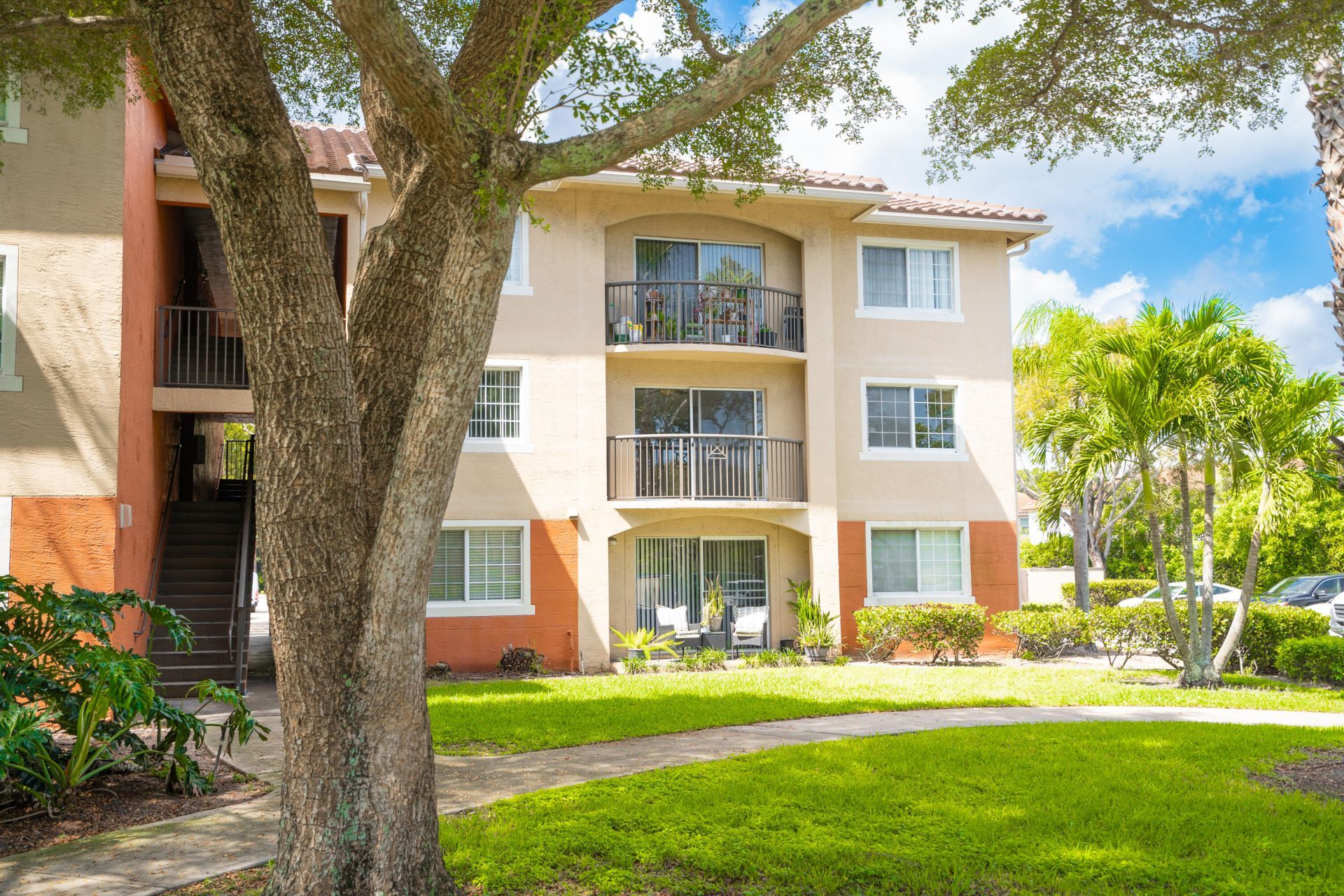 4187 N Haverhill Road, Unit 505, West Palm Beach, FL 33417 Photo