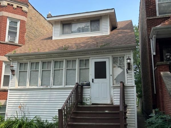 3911 N Saint Louis Avenue, Chicago, IL 60618