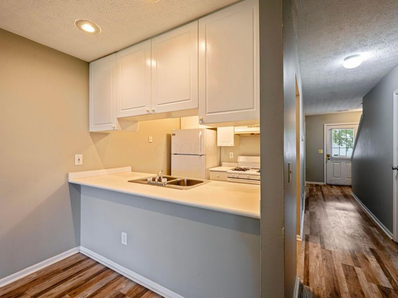 6755 Axtel Drive, Unit 14C, Canal Winchester, OH 43110 Photo 12