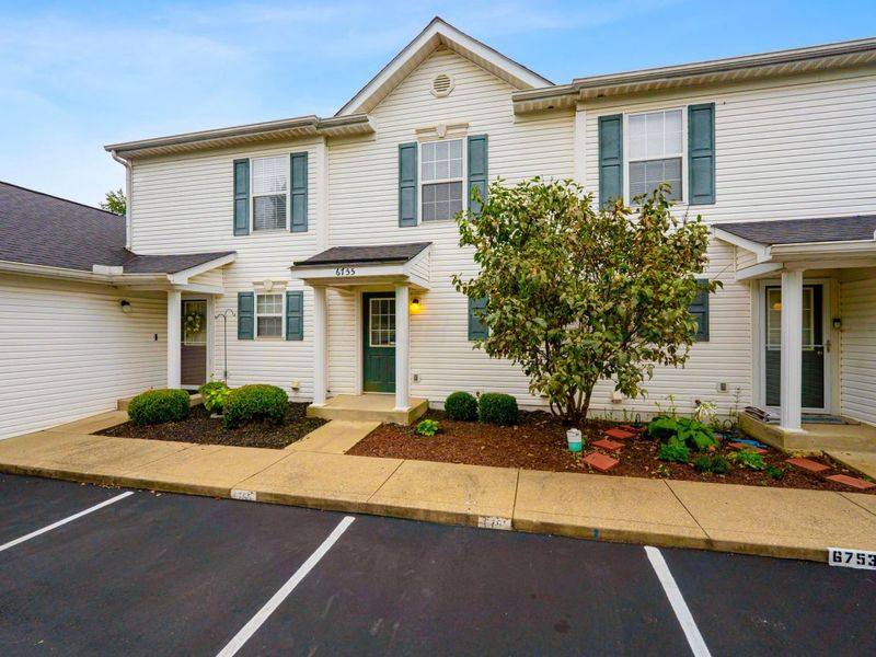 6755 Axtel Drive, Unit 14C, Canal Winchester, OH 43110 Photo 2