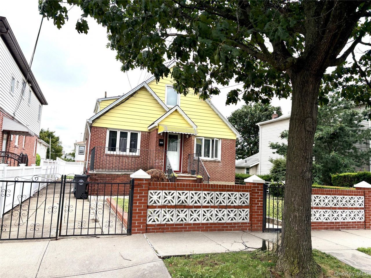 133-41 123 Street, South Ozone Park, NY 11420 Main Photo