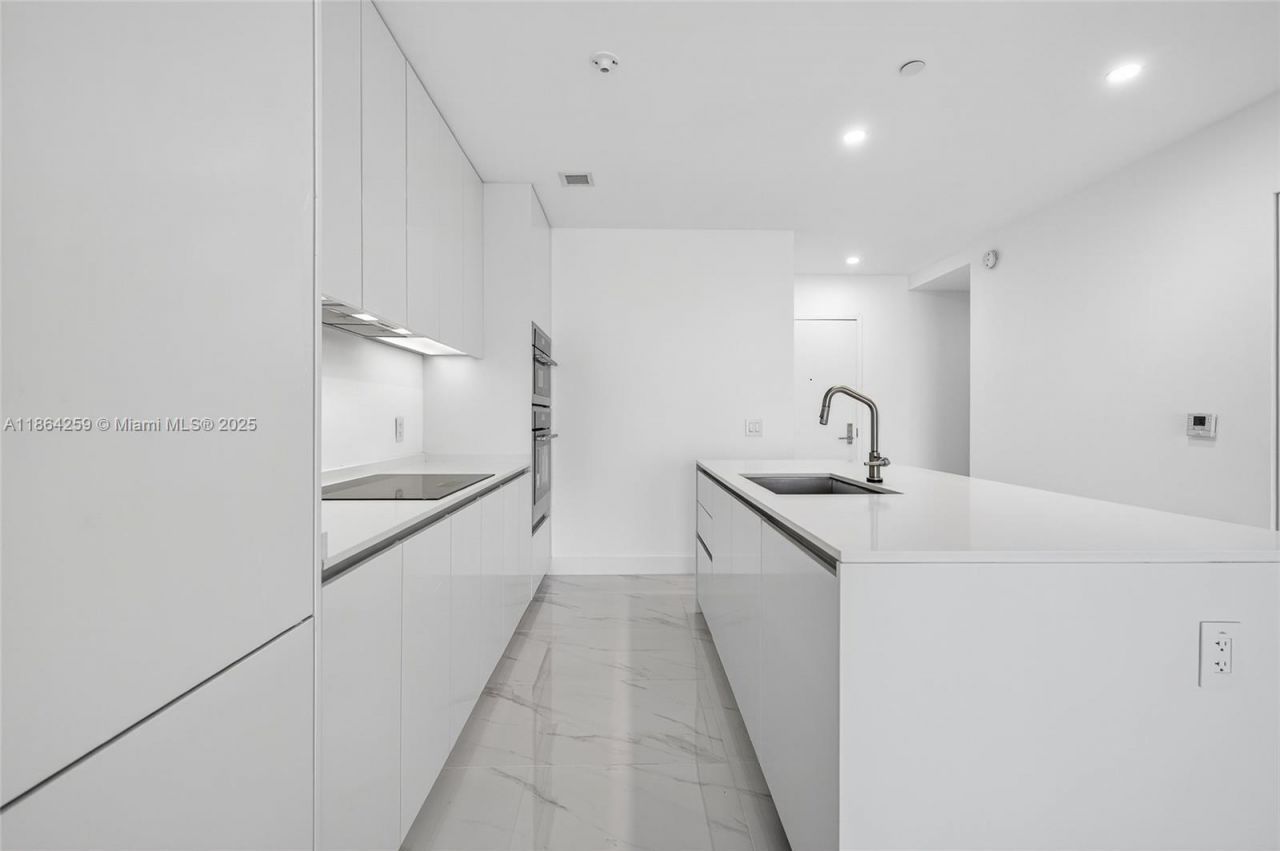 700 NE 24th, Unit 2606, Miami, FL 33137 Photo