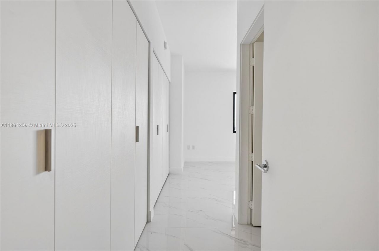 700 NE 24th, Unit 2606, Miami, FL 33137 Photo