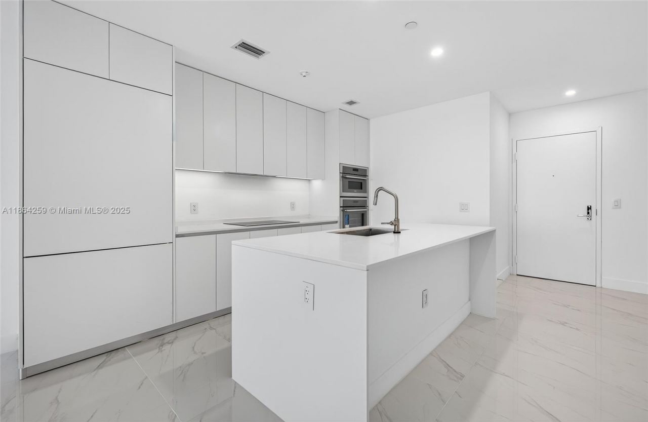 700 NE 24th, Unit 2606, Miami, FL 33137 Photo