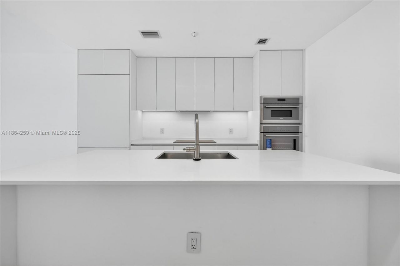 700 NE 24th, Unit 2606, Miami, FL 33137 Photo