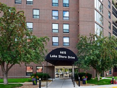 6615 Lake Shore Drive S, Unit 603, Richfield, MN 55423