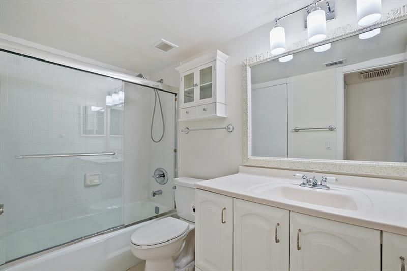 1051 Hillsboro Mile, Unit 305E, Hillsboro Beach, FL 33062 Photo
