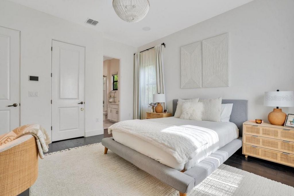 8364 Via Vittoria Way, Orlando, FL 32819 Photo