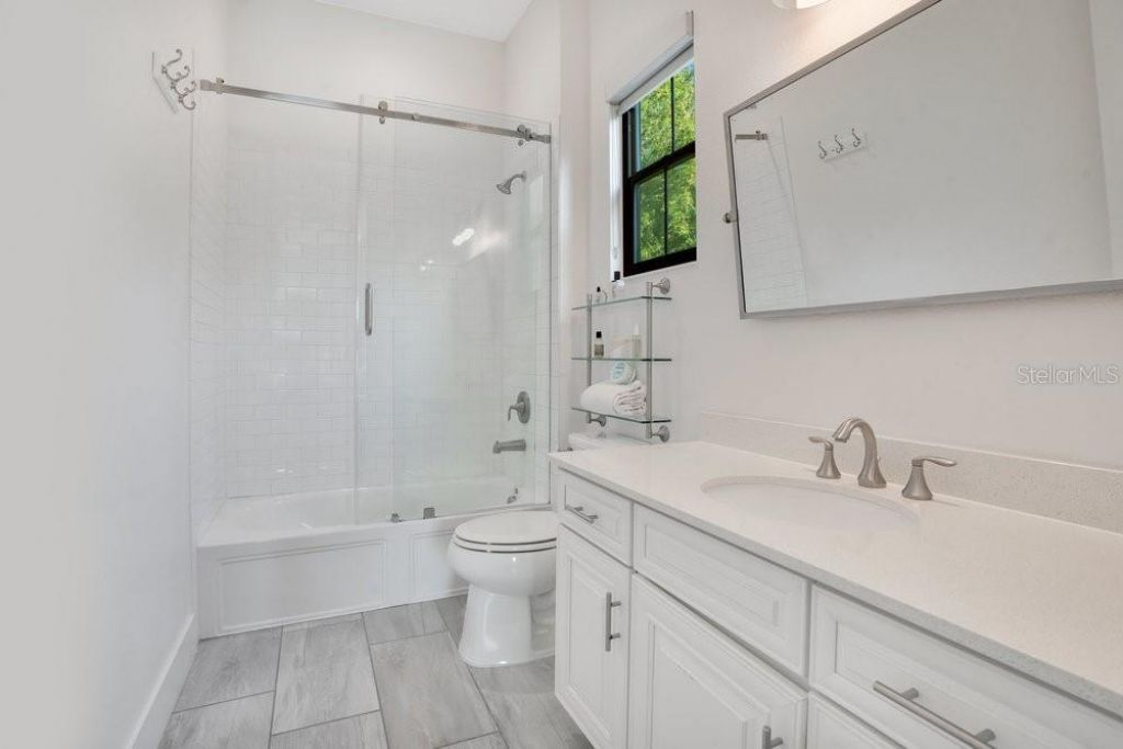 8364 Via Vittoria Way, Orlando, FL 32819 Photo