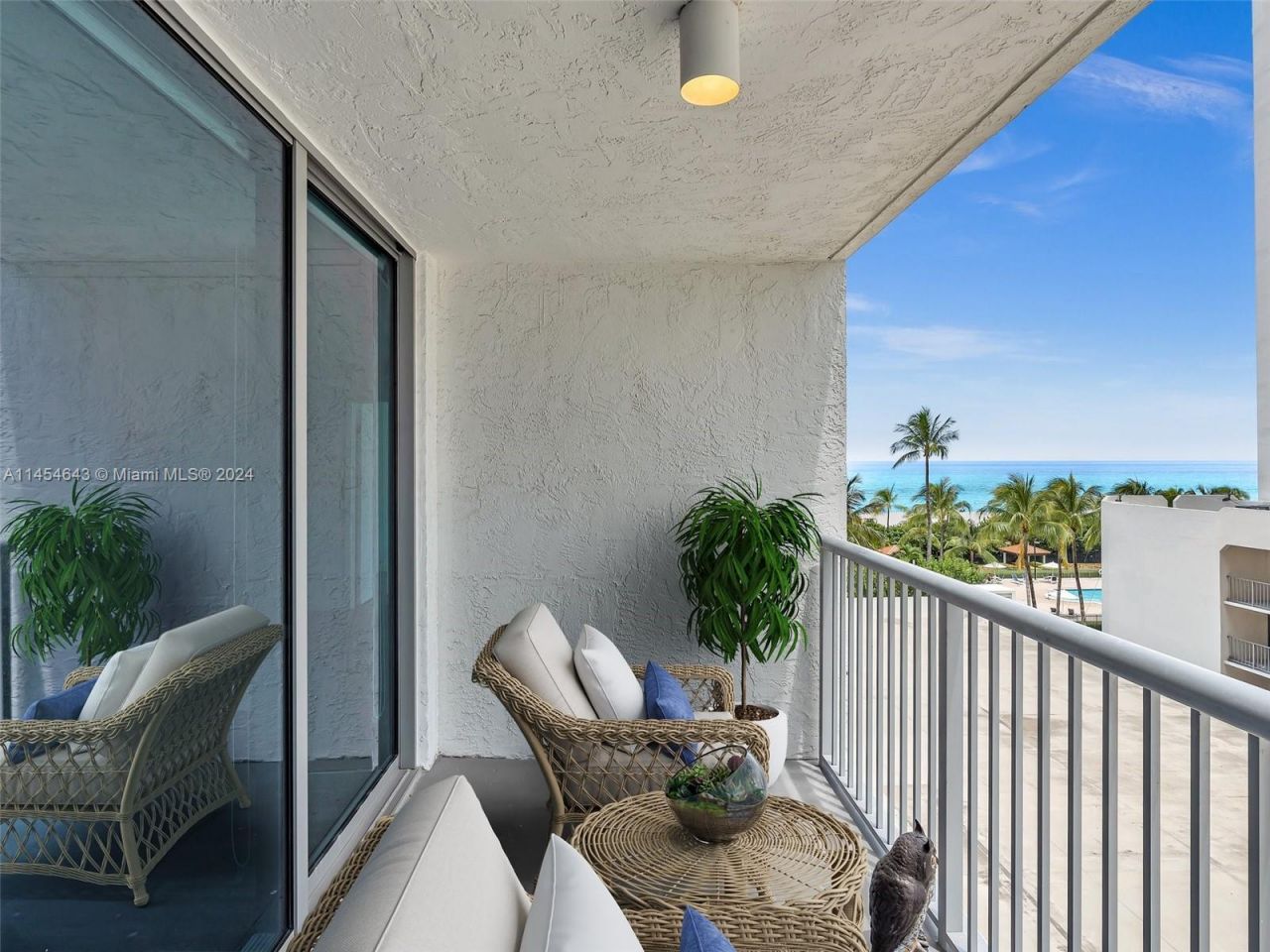 2655 Collins Ave, Unit 706, Miami Beach, FL 33140 Photo