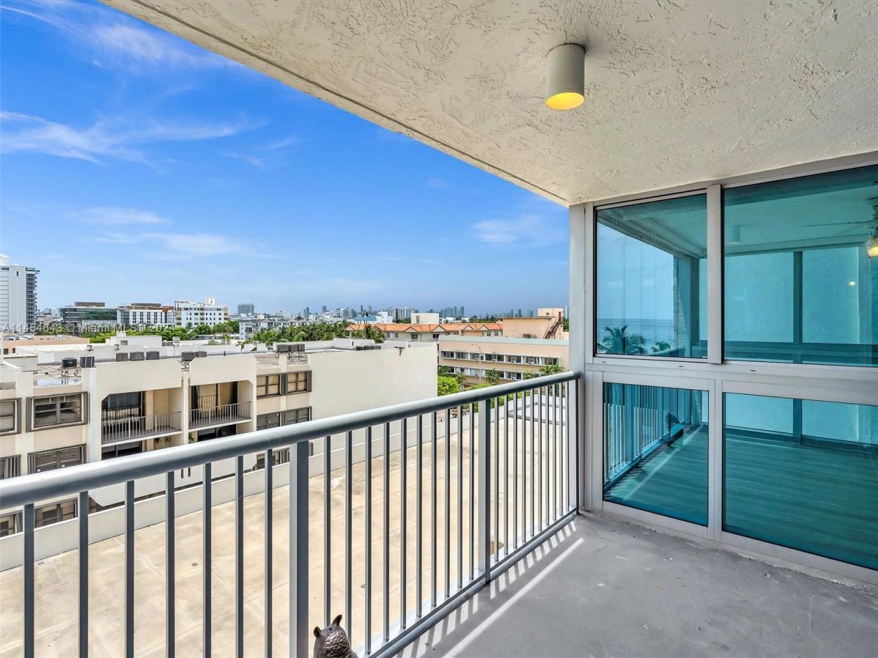 2655 Collins Ave, Unit 706, Miami Beach, FL 33140 Photo