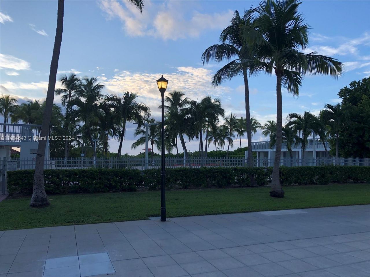 2655 Collins Ave, Unit 706, Miami Beach, FL 33140 Photo