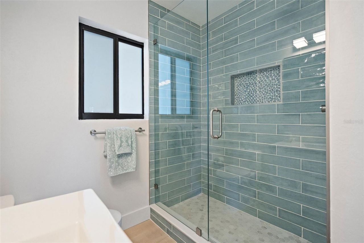 6719 3rd Avenue N, Saint Petersburg, FL 33710 Photo