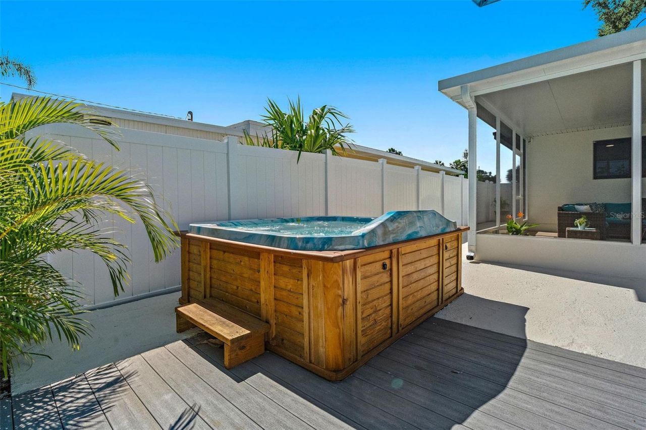 6719 3rd Avenue N, Saint Petersburg, FL 33710 Photo