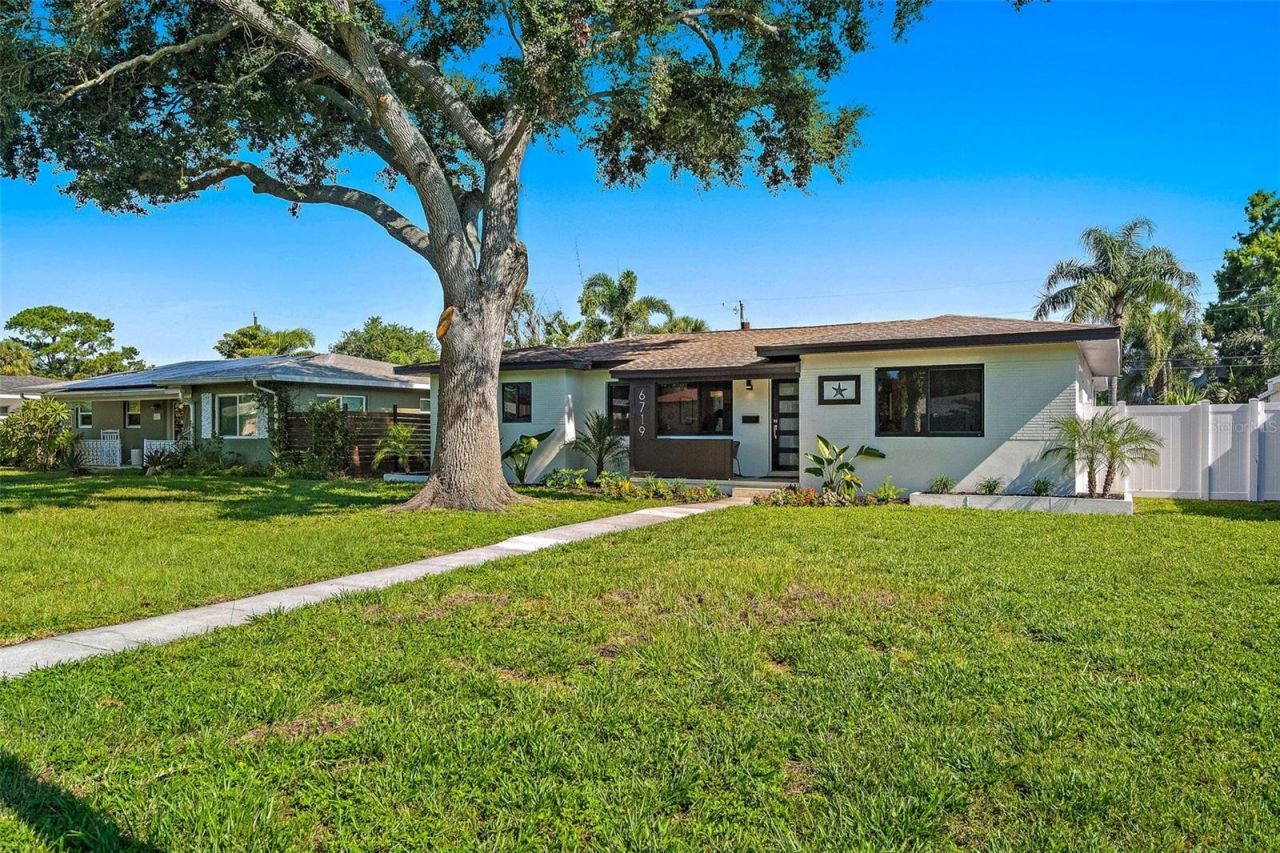 6719 3rd Avenue N, Saint Petersburg, FL 33710 Photo