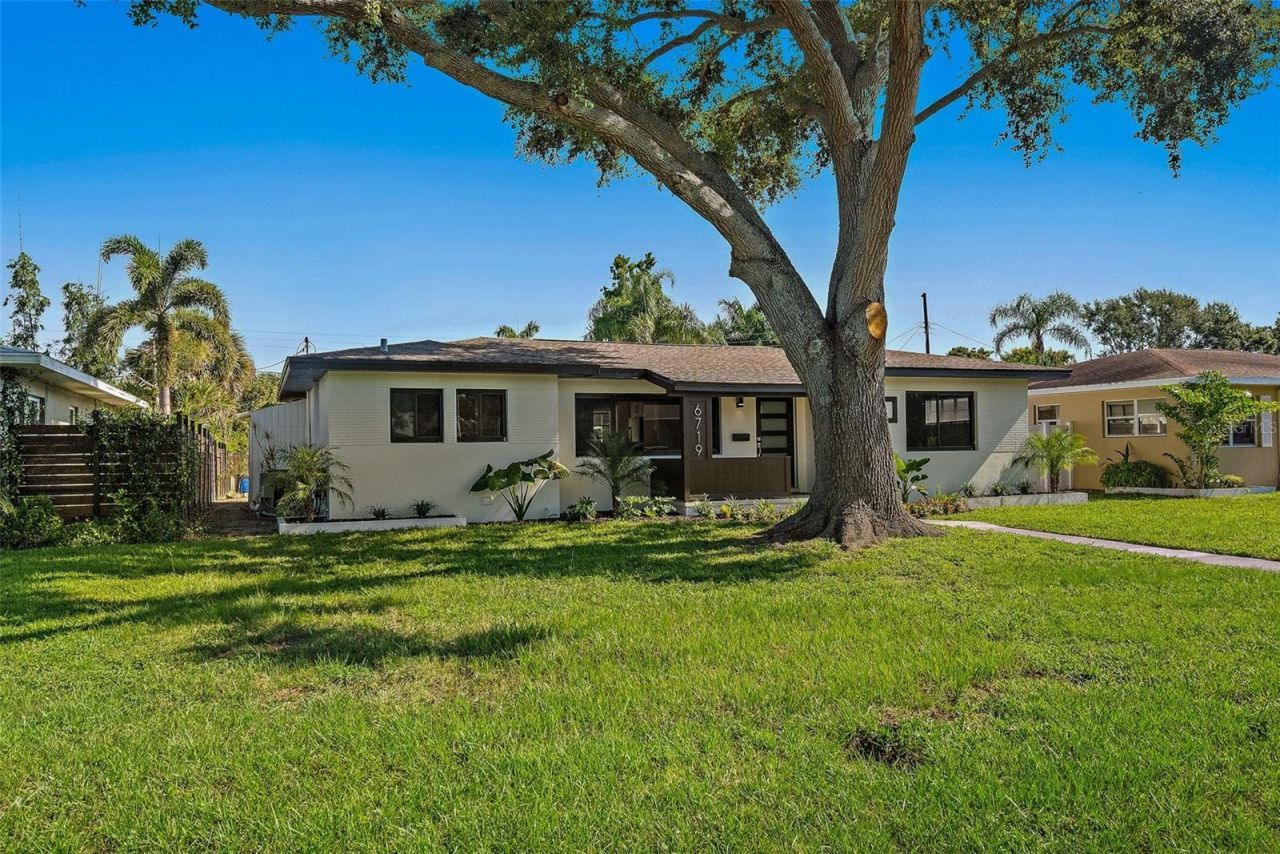 6719 3rd Avenue N, Saint Petersburg, FL 33710 Photo