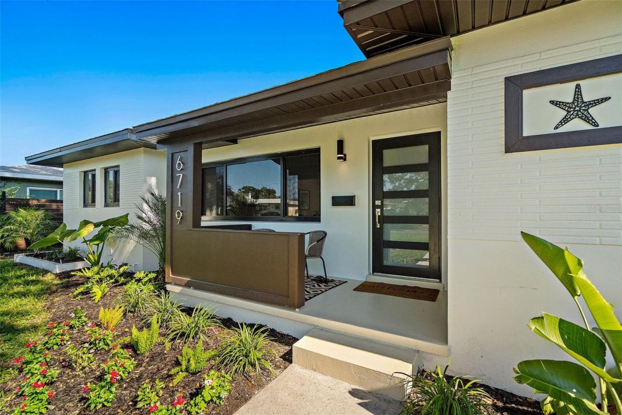 6719 3rd Avenue N, Saint Petersburg, FL 33710 Photo