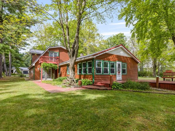 1566 E James Street, White Cloud, MI 49349