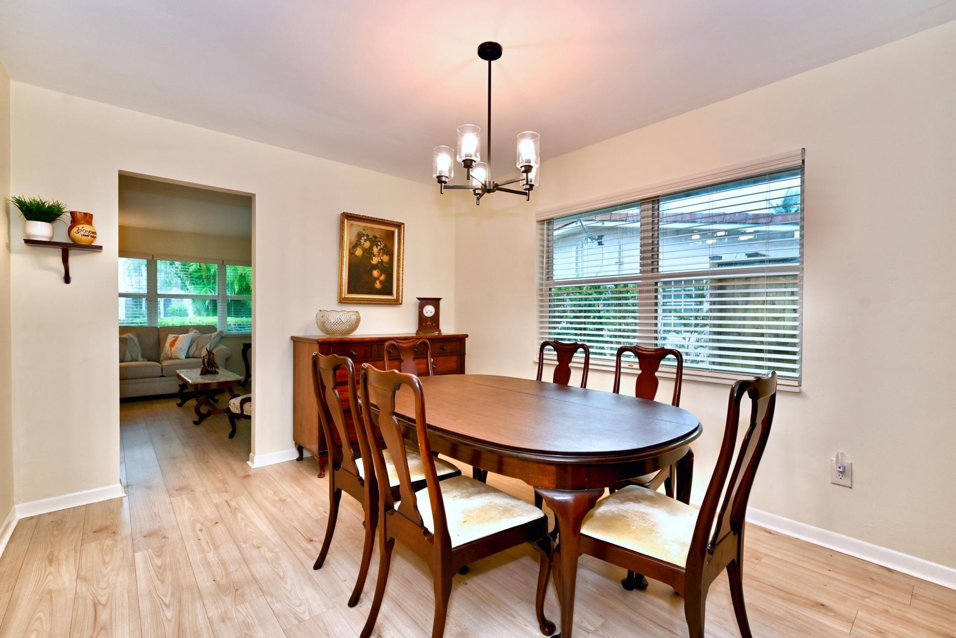 129 Alhambra Place, West Palm Beach, FL 33405 Photo