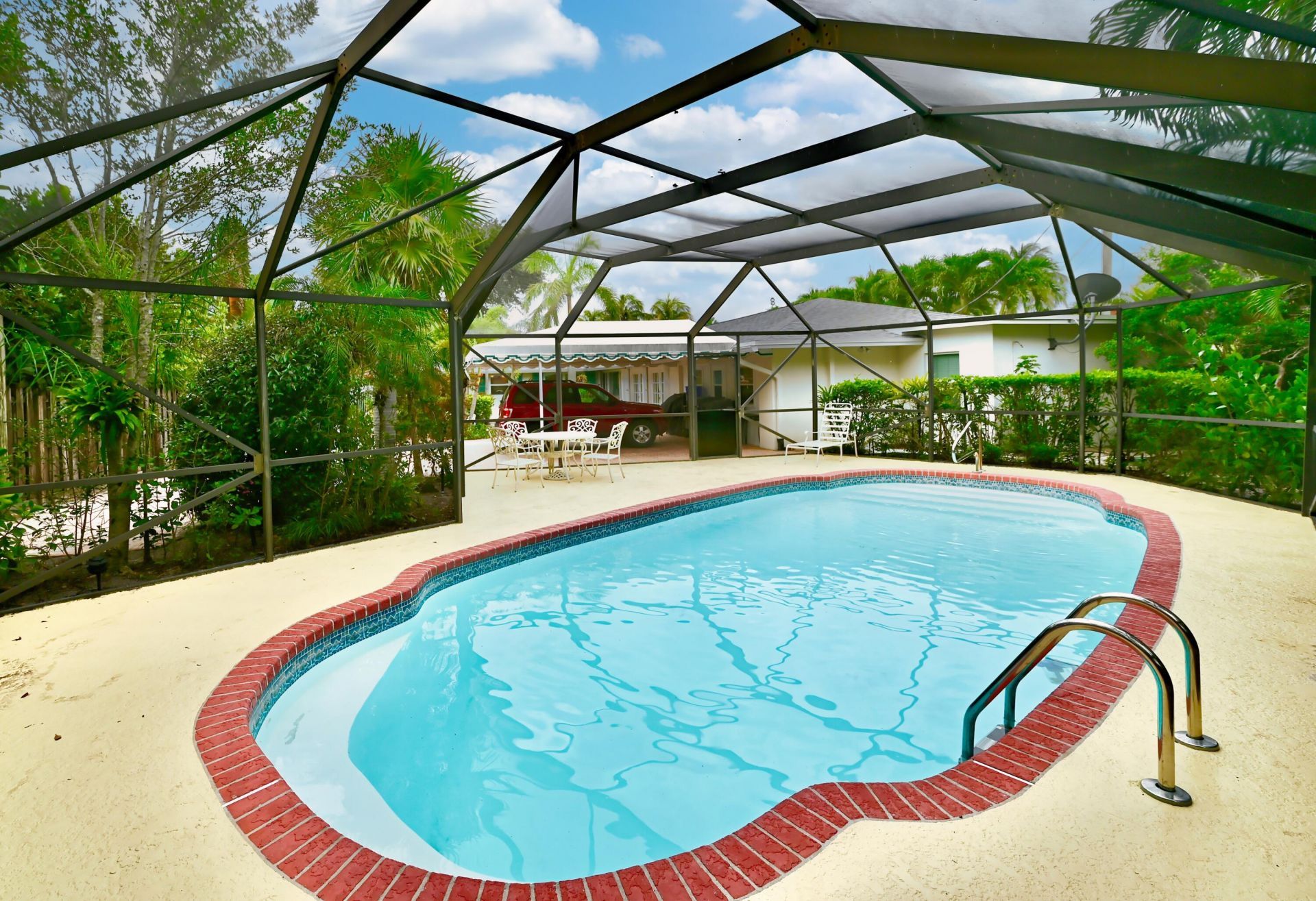 129 Alhambra Place, West Palm Beach, FL 33405 Photo