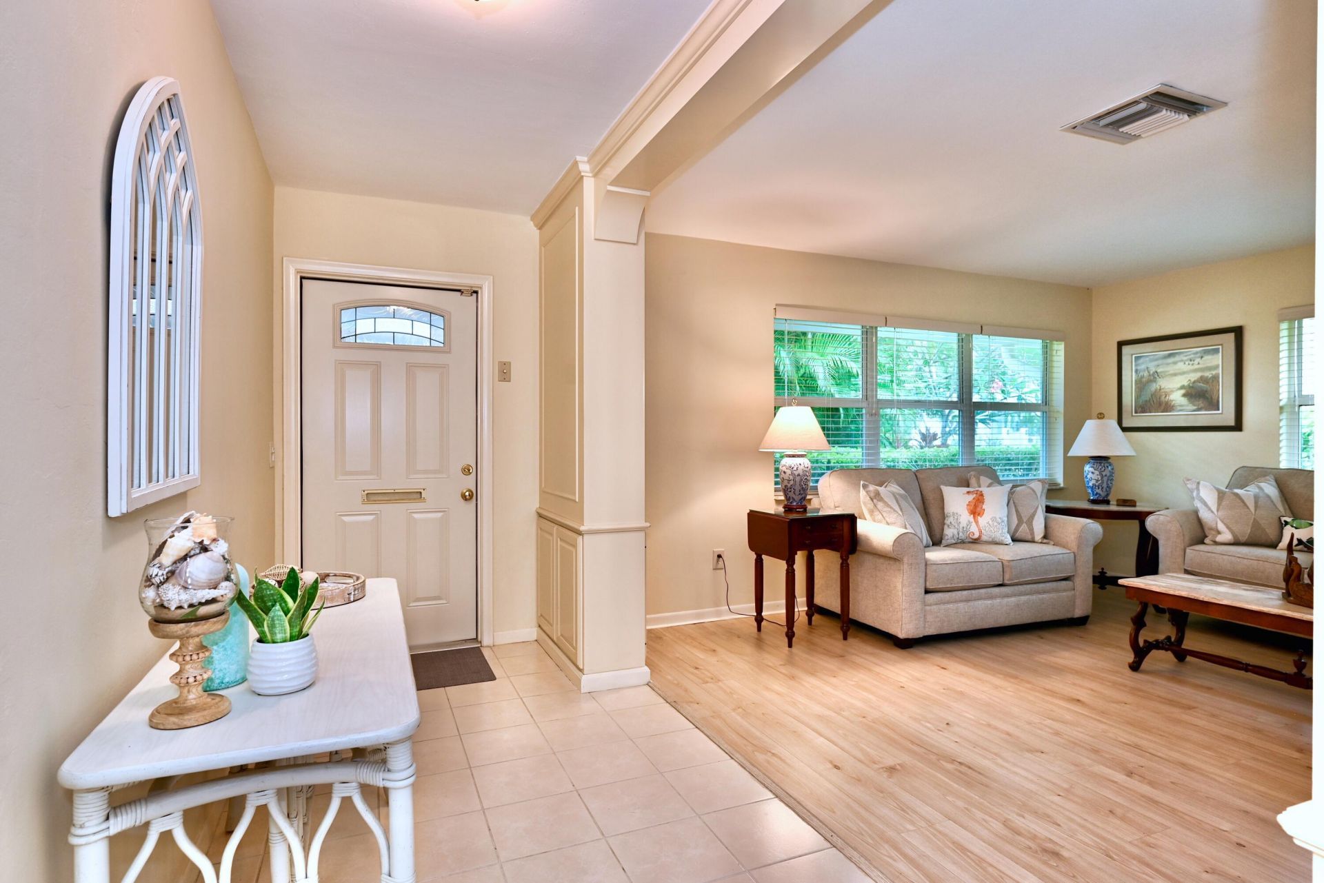 129 Alhambra Place, West Palm Beach, FL 33405 Photo