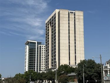 6335 W Northwest Highway, Unit 918, Dallas, TX 75225