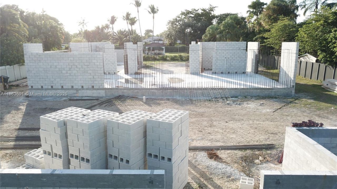 13050 SW 103 Ave, Miami, FL 33176 Photo