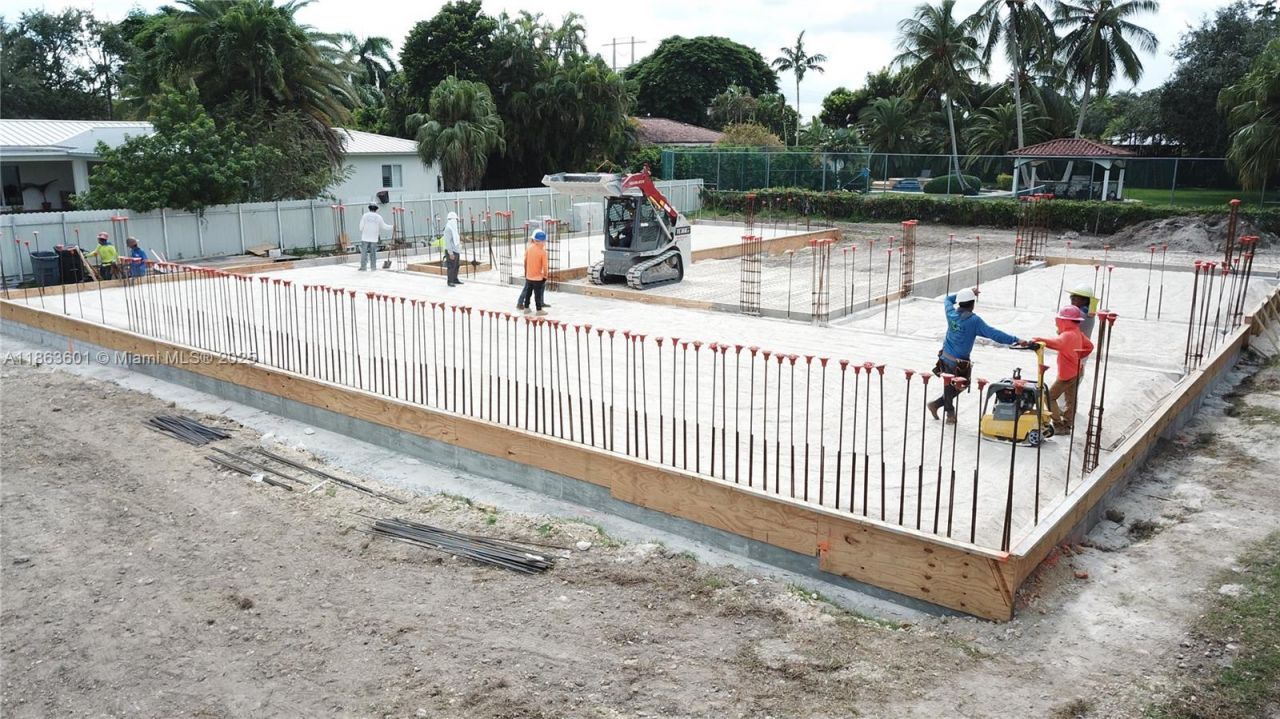 13050 SW 103 Ave, Miami, FL 33176 Photo