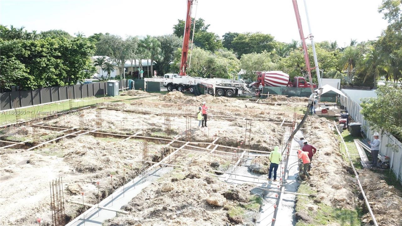 13050 SW 103 Ave, Miami, FL 33176 Photo