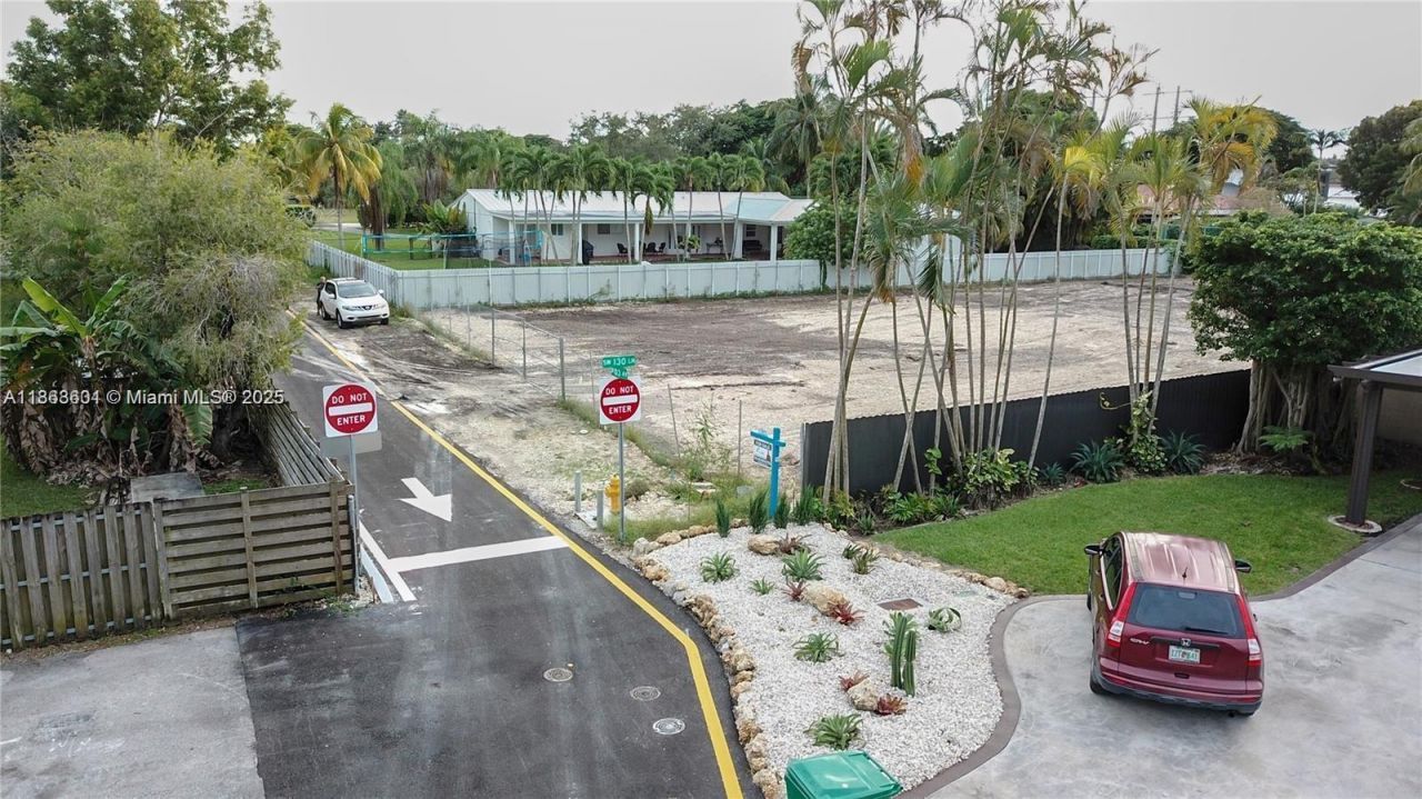 13050 SW 103 Ave, Miami, FL 33176 Photo